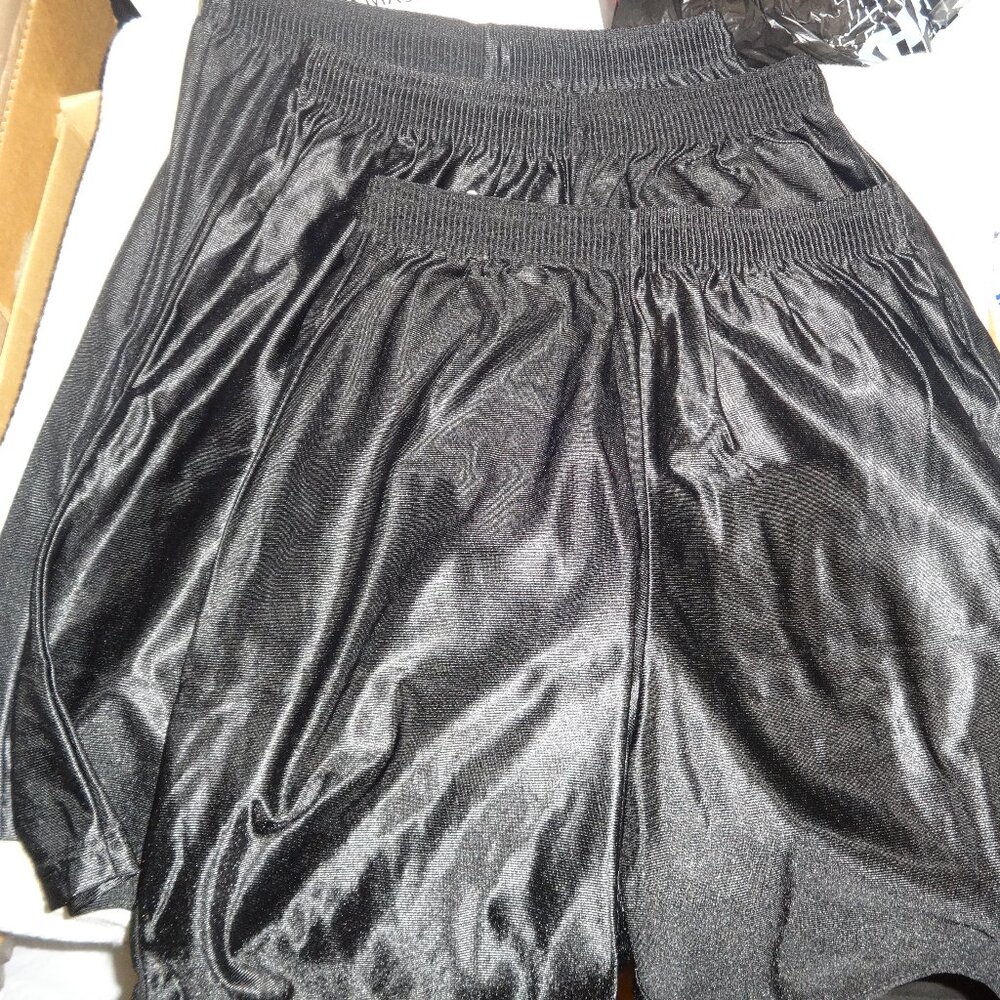 LOT OF 3 CASTAWAYS MENS BASIC SMALL BLACK GYM SHORTS NWT